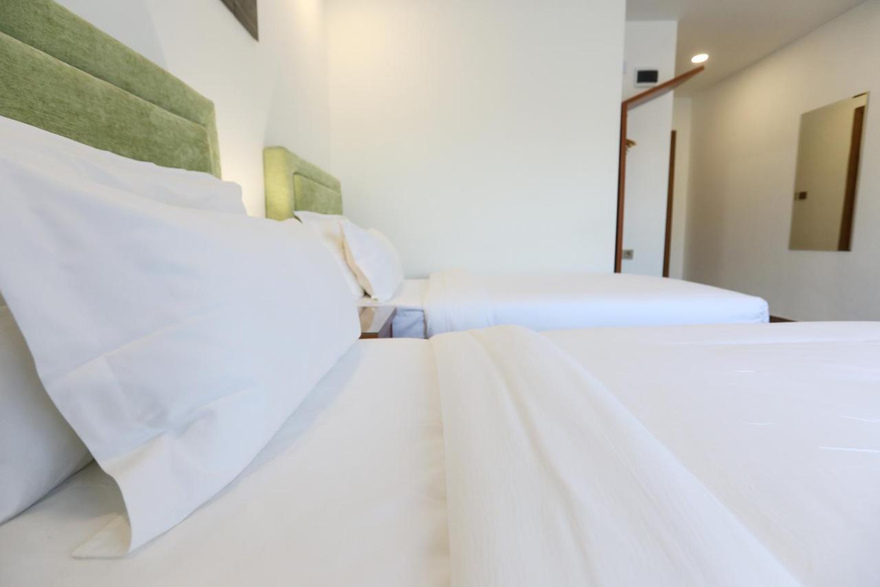 Sunrise Hotel Tasjkent Eksteriør bilde