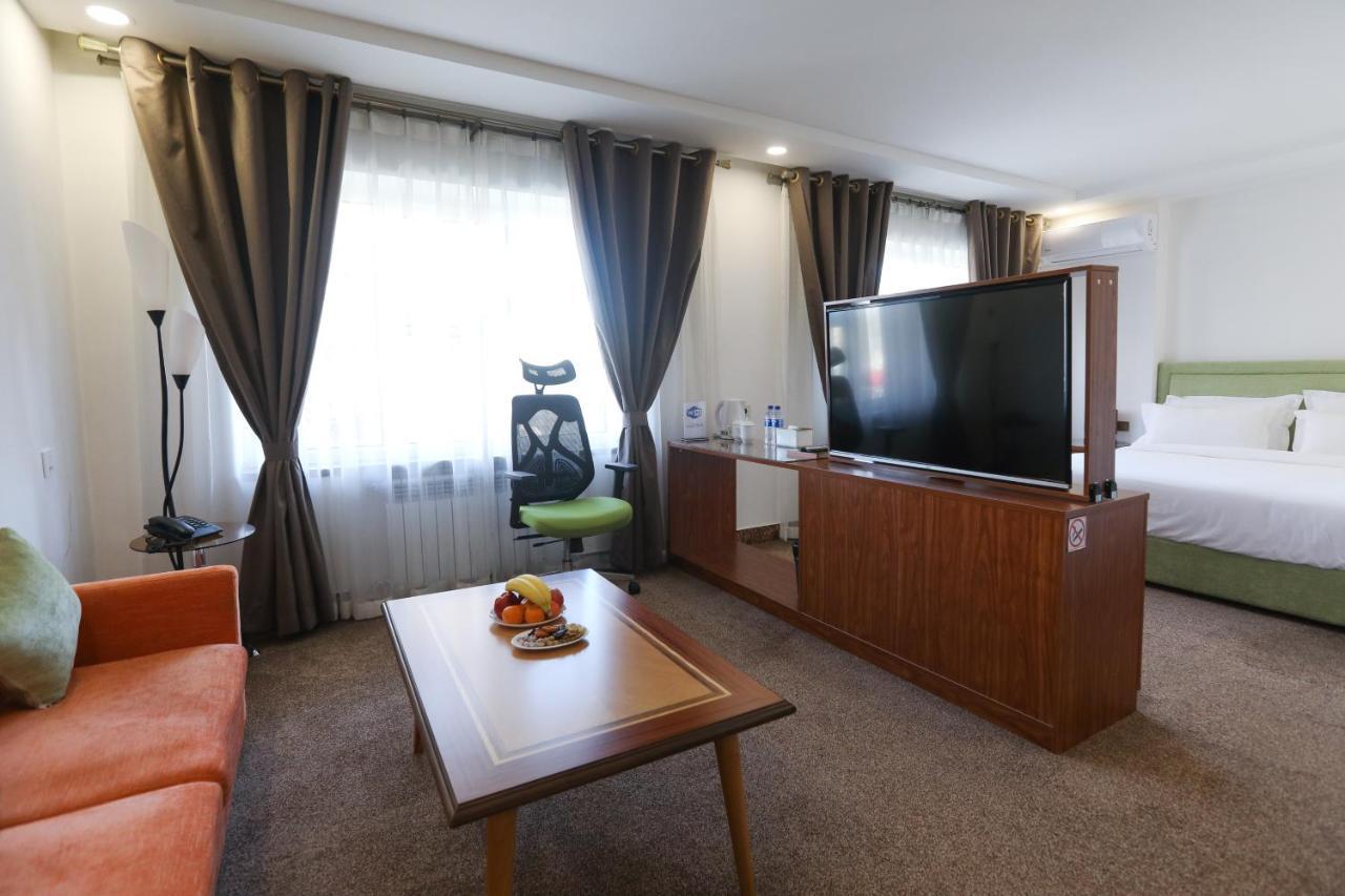 Sunrise Hotel Tasjkent Eksteriør bilde