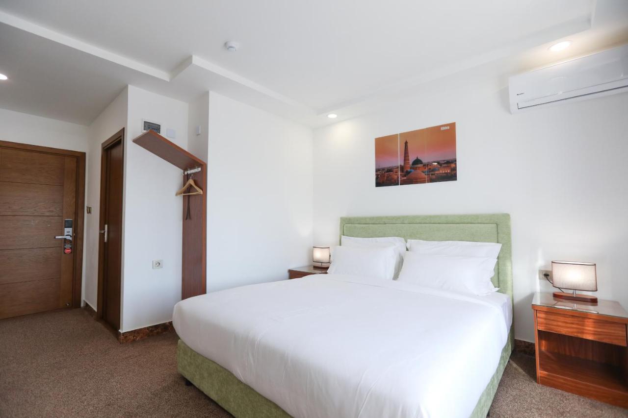 Sunrise Hotel Tasjkent Eksteriør bilde