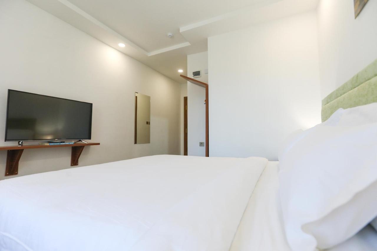 Sunrise Hotel Tasjkent Eksteriør bilde